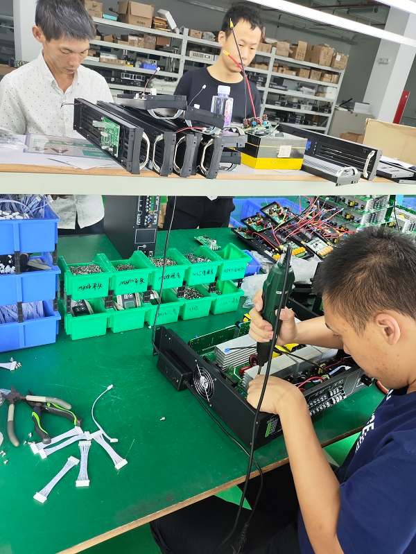 Calculate 2000w inverter power requirements